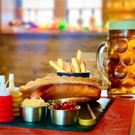 Crown & Anchor Hotell Woking Exteriör bild